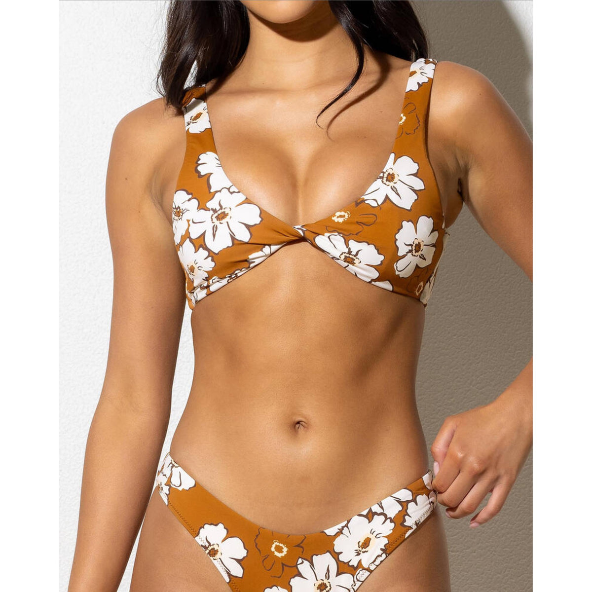 Rhythm Lulu Floral Twist Front Top