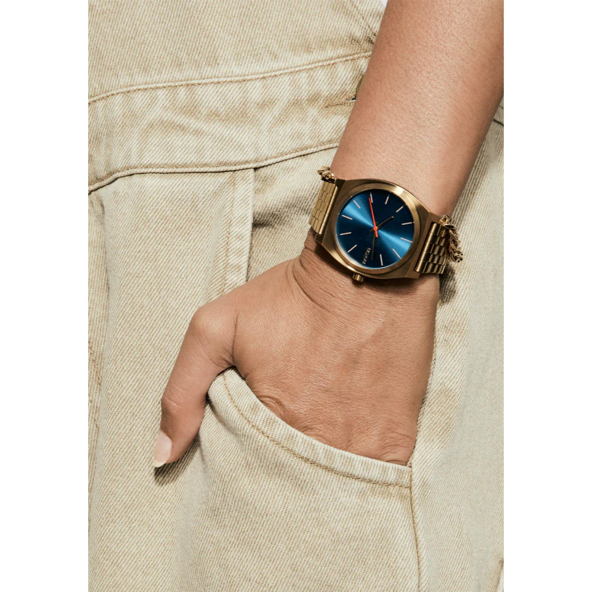 Nixon Time Teller Watch