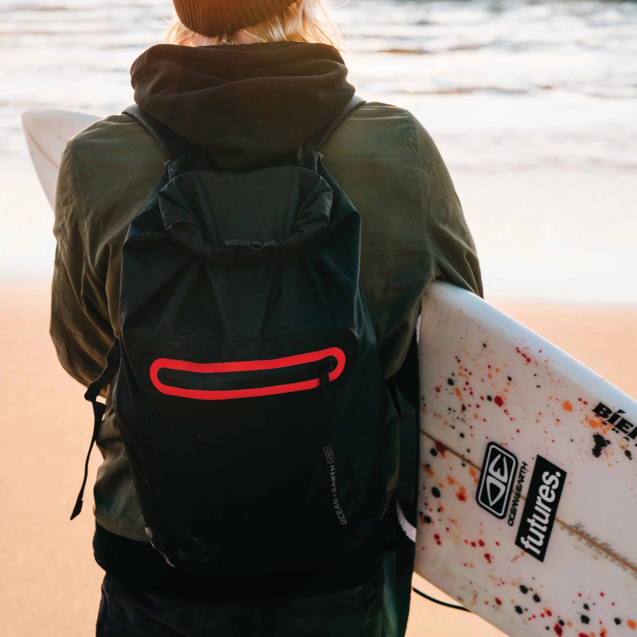 Ocean And Earth Waterproof Travel-Lite Backpack