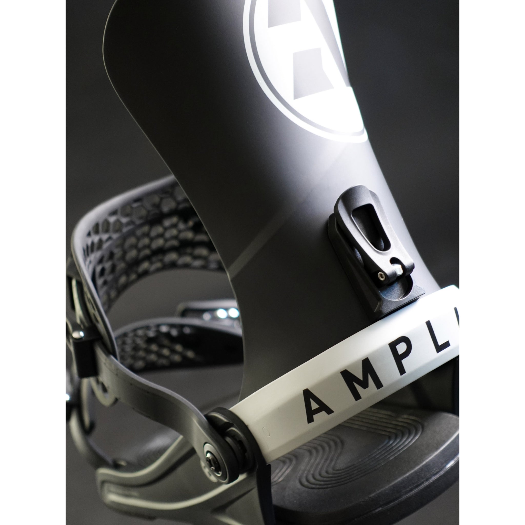 Amplid Proton Snowboard Binding