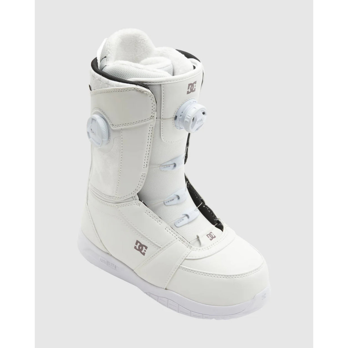 DC_LOTUSBOOTS_1