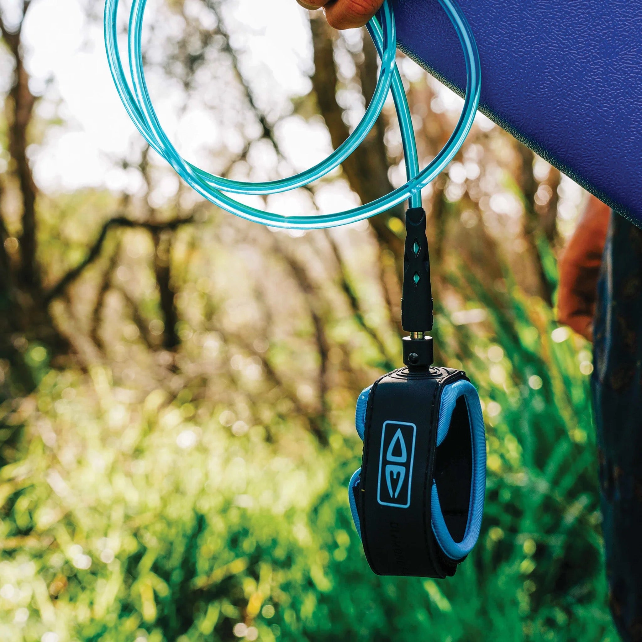 Ocean And Earth Diamond Flex Comp 5 Leash