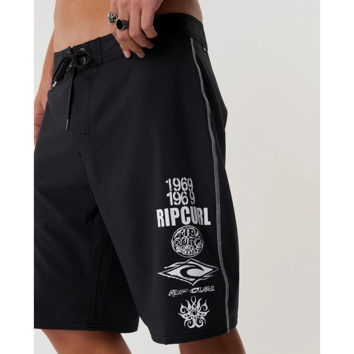 Rip Curl Mirage Artist of the Search Gabe Cole 21 Boardshort