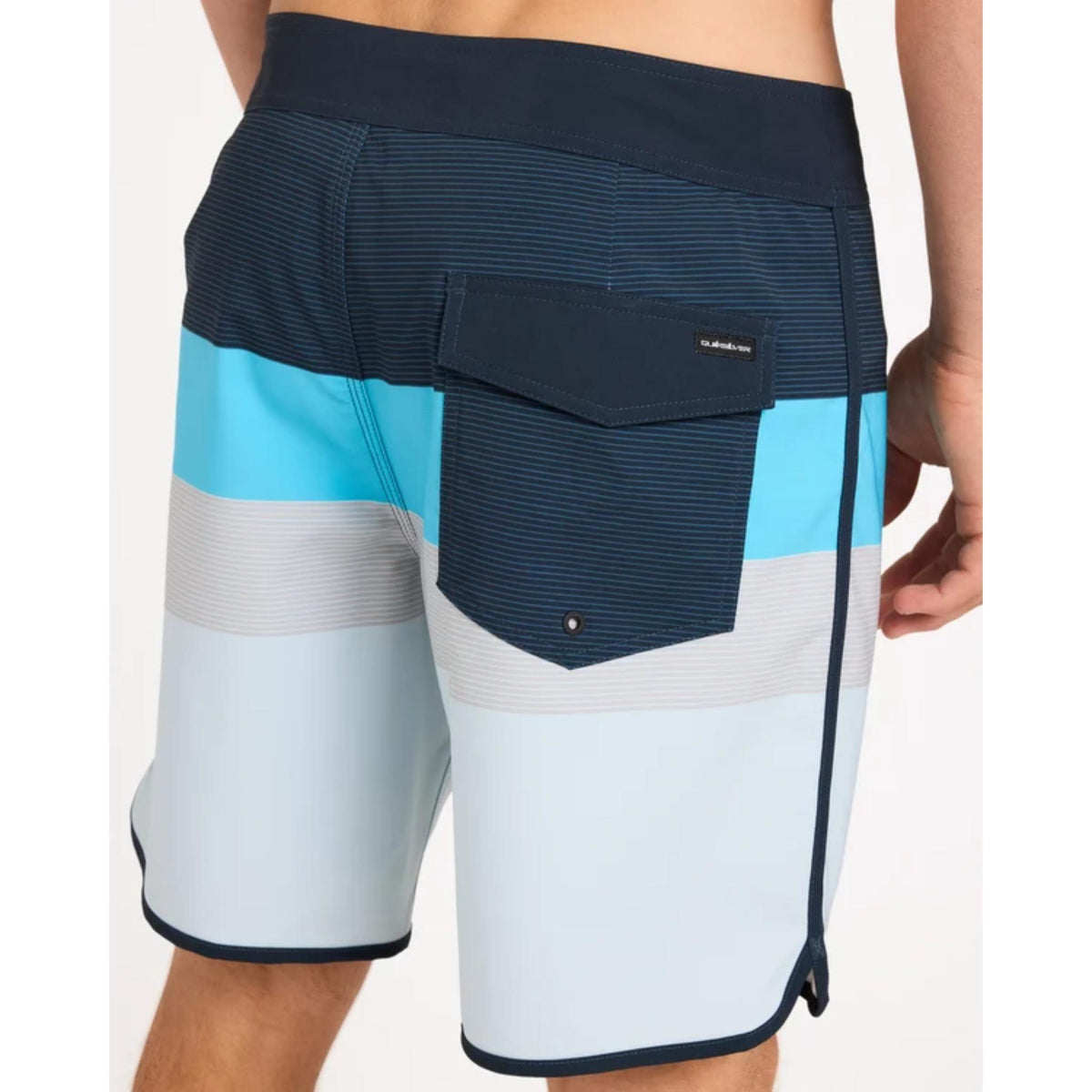 Quiksilver Surfsilk Scallop 18 Boardshort