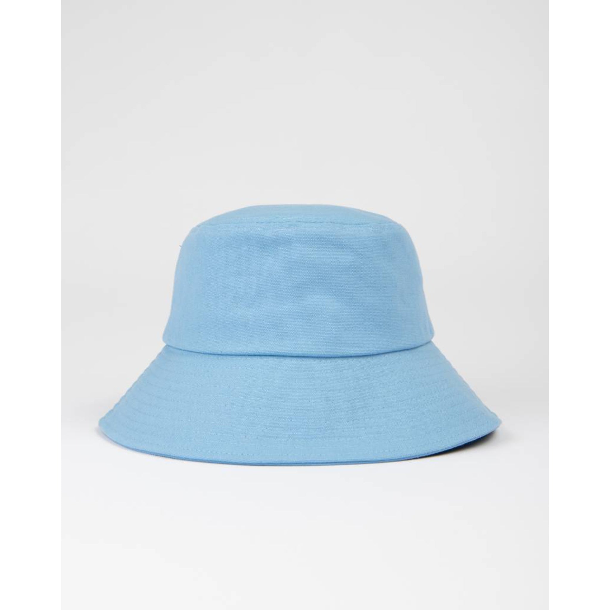 Rusty Essentials Bucket Hat