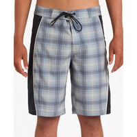 RVCA Rewind Trunk 21 Boardshort
