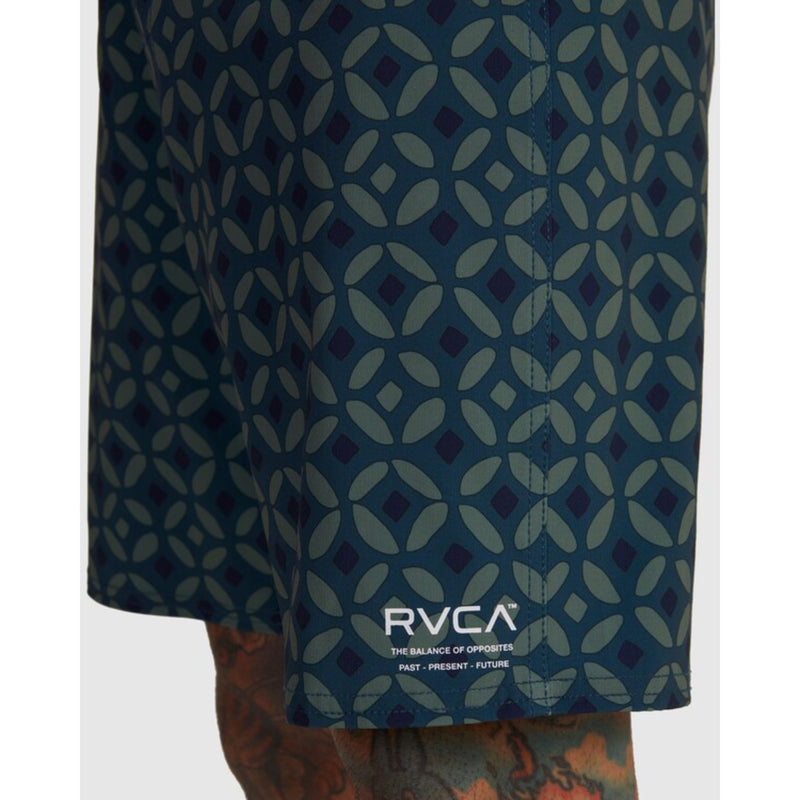 RVCA VA Seasonal Trunk