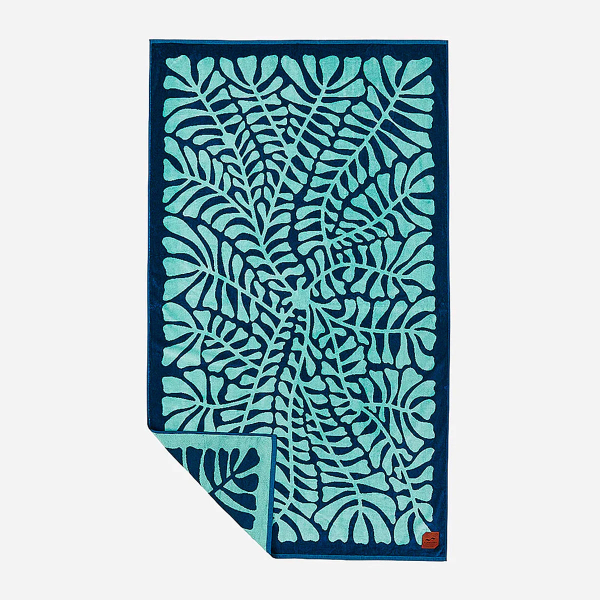 SLOWTIDE_HAPAOVERSIZEDTOWEL_OCEAN_1