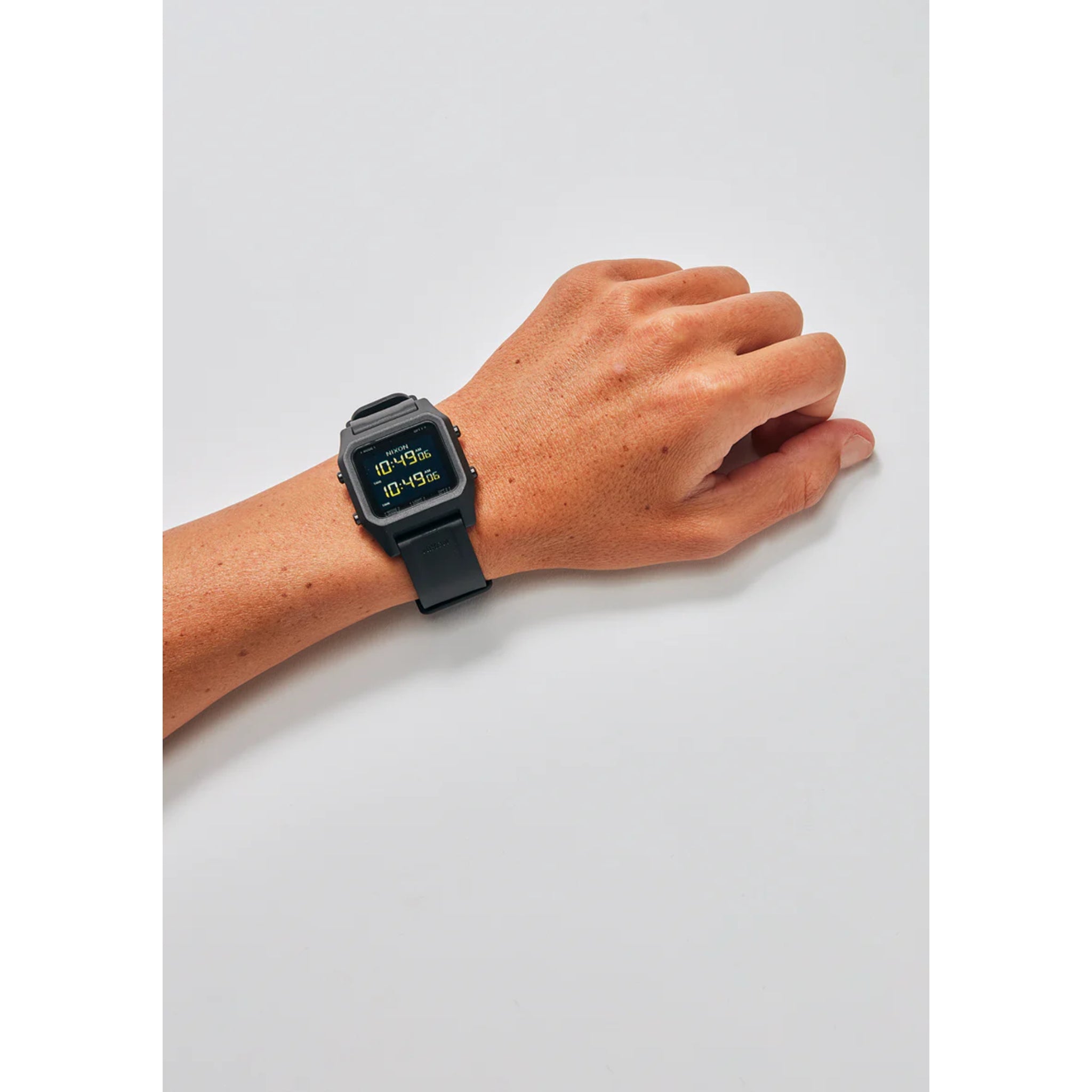 Nixon Staple Watch