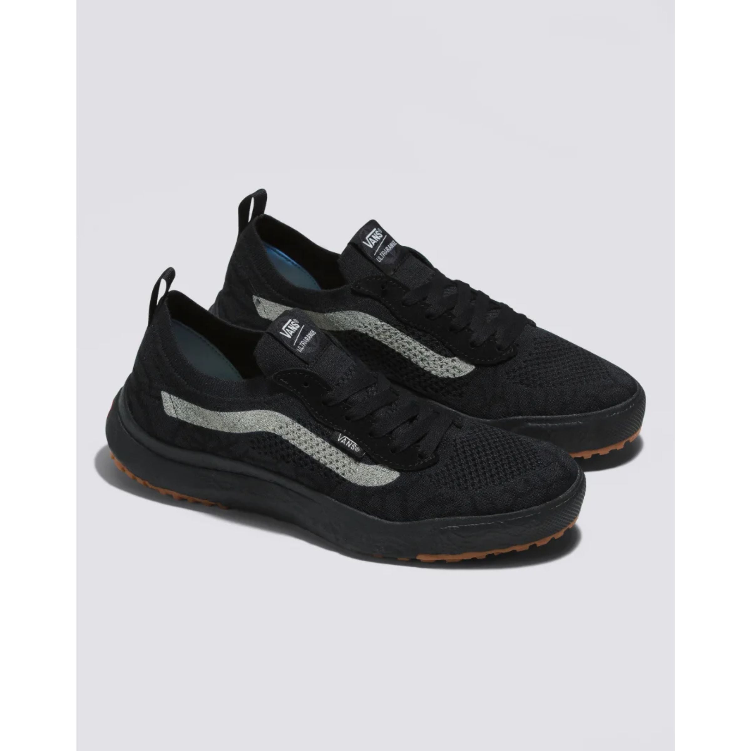 Vans Ultra Range VR3 Black/Pirate Black