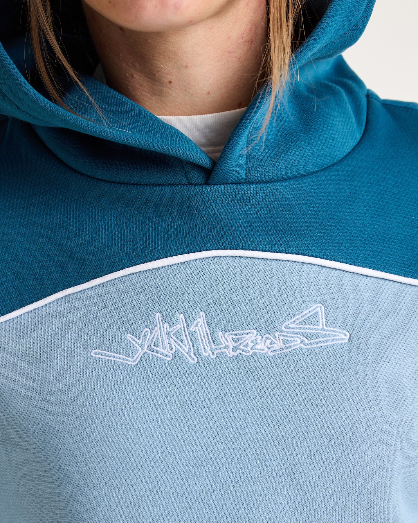 Yuki Threads Mobbin Hoodie