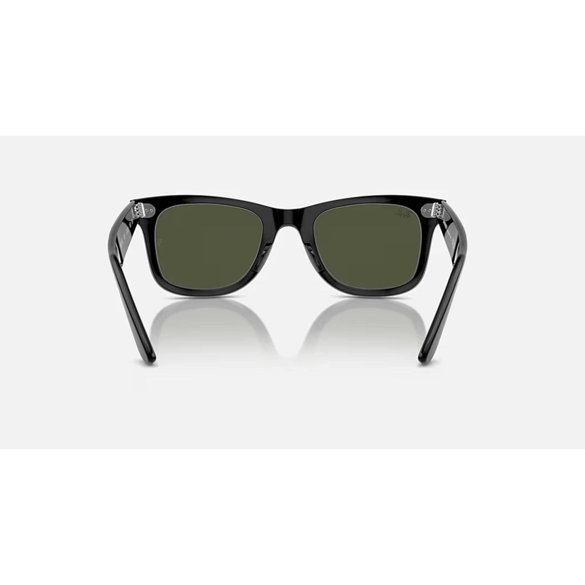 Ray-Ban Wayfarer Black Sunglasses w/ Green Lens