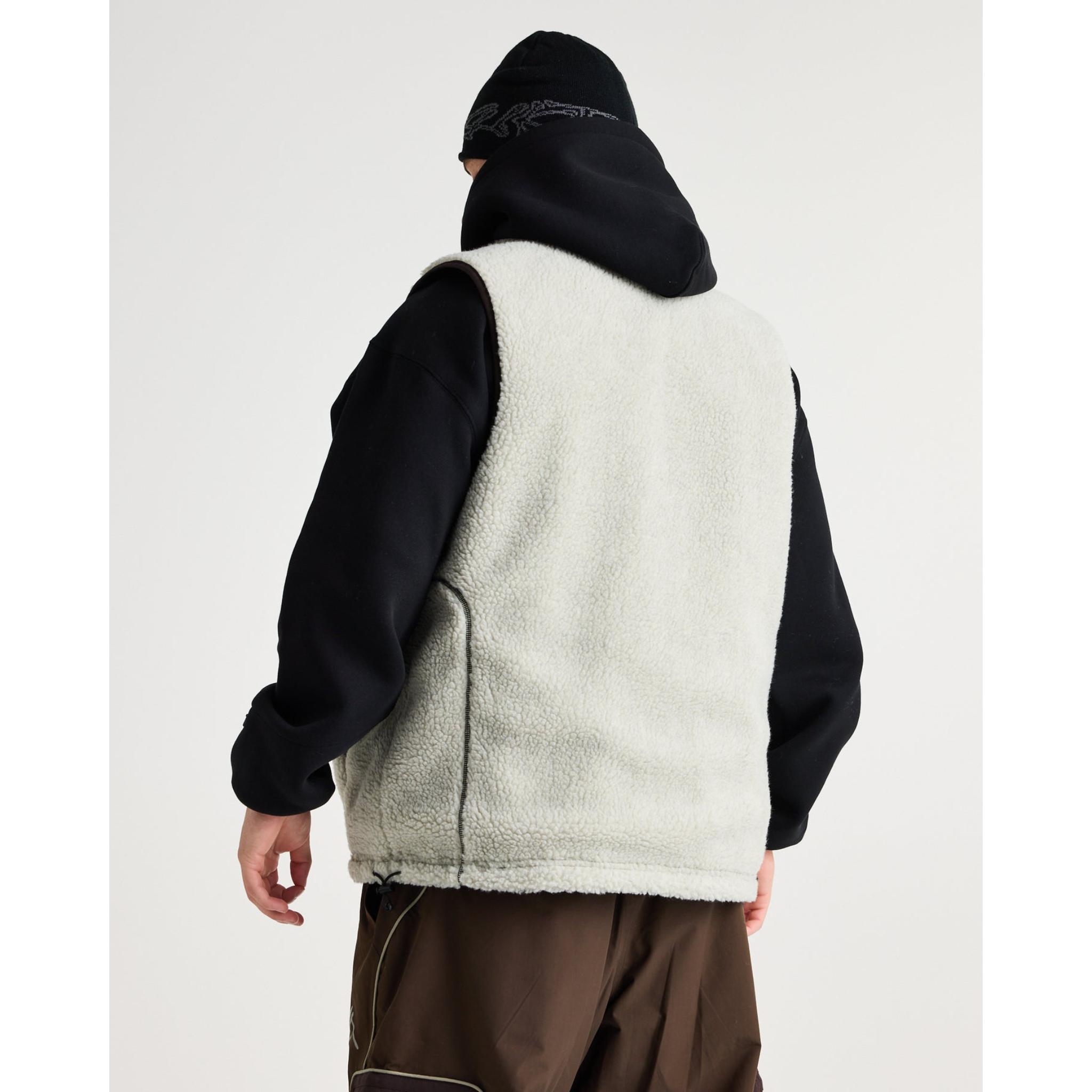 Yuki Threads Mobbin Vest