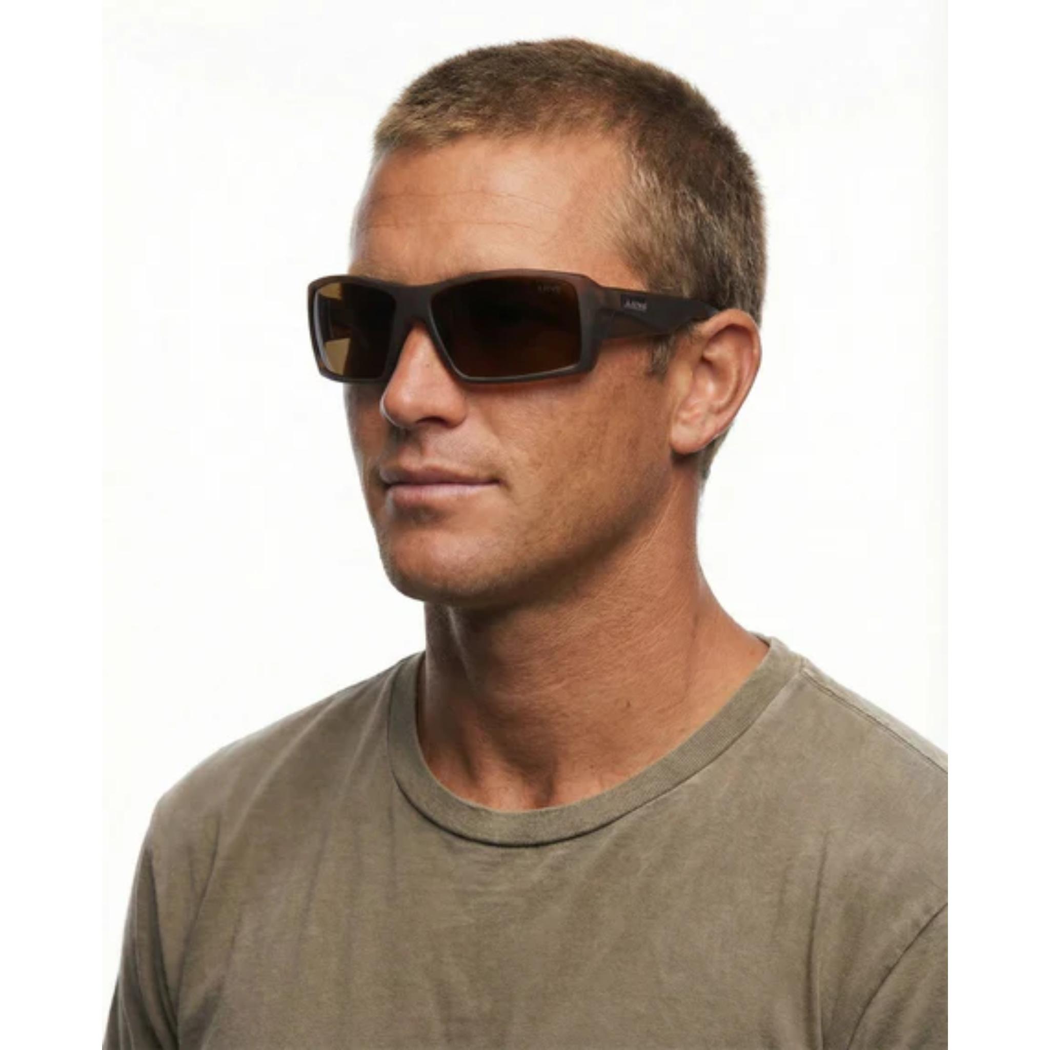 Liive The Edge - Polarised Matt Beer