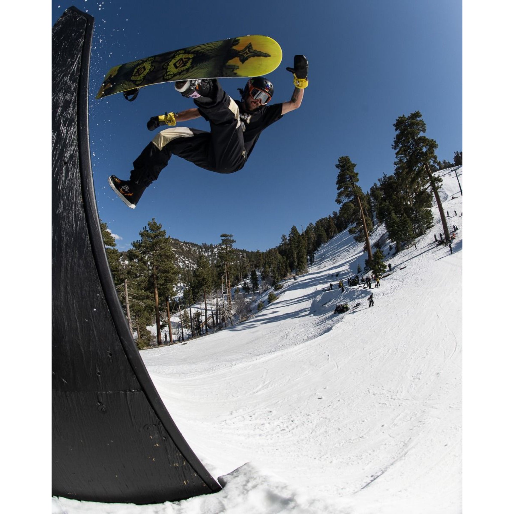 Gnu Finest Snowboard 2022