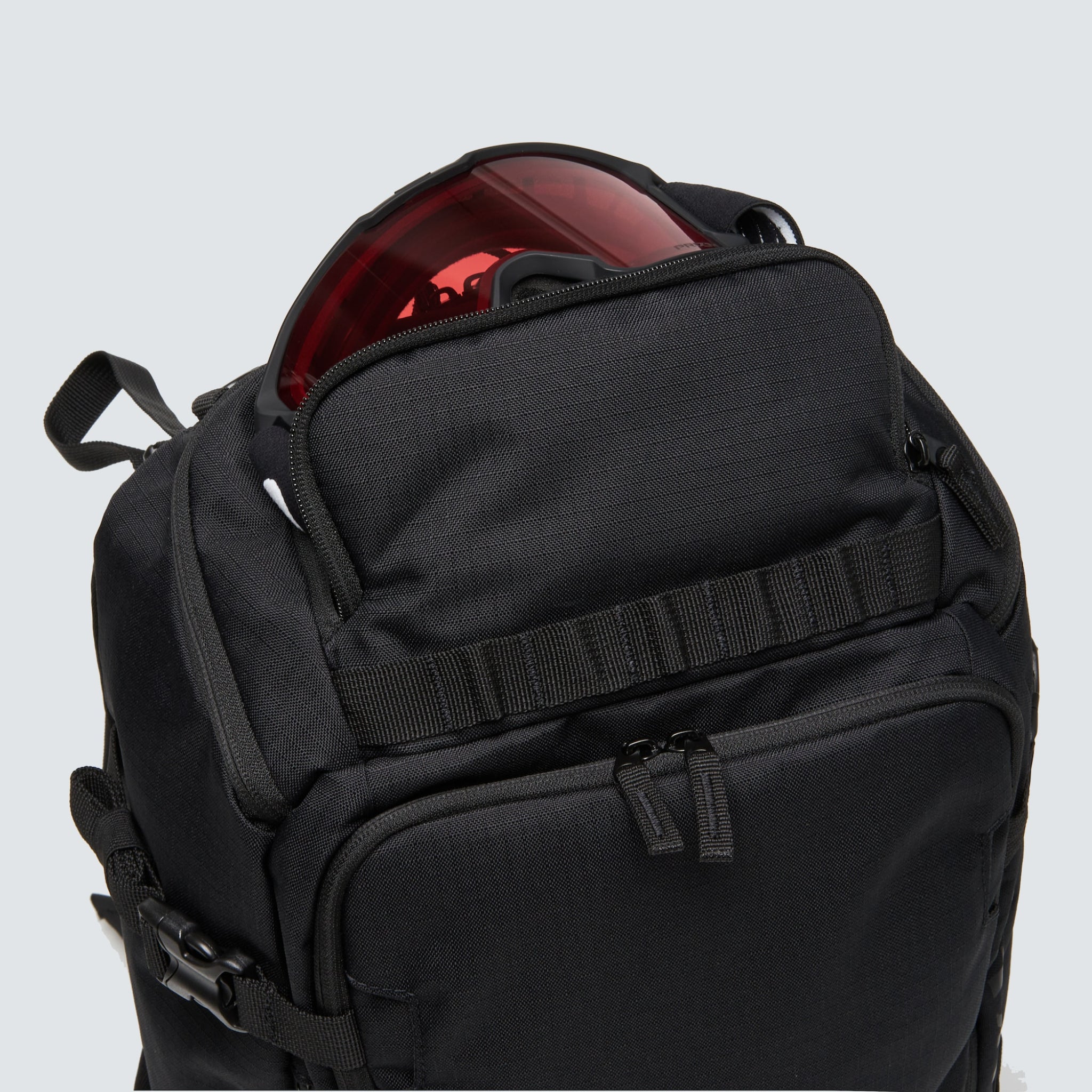 Best oakley hot sale backpack for travel