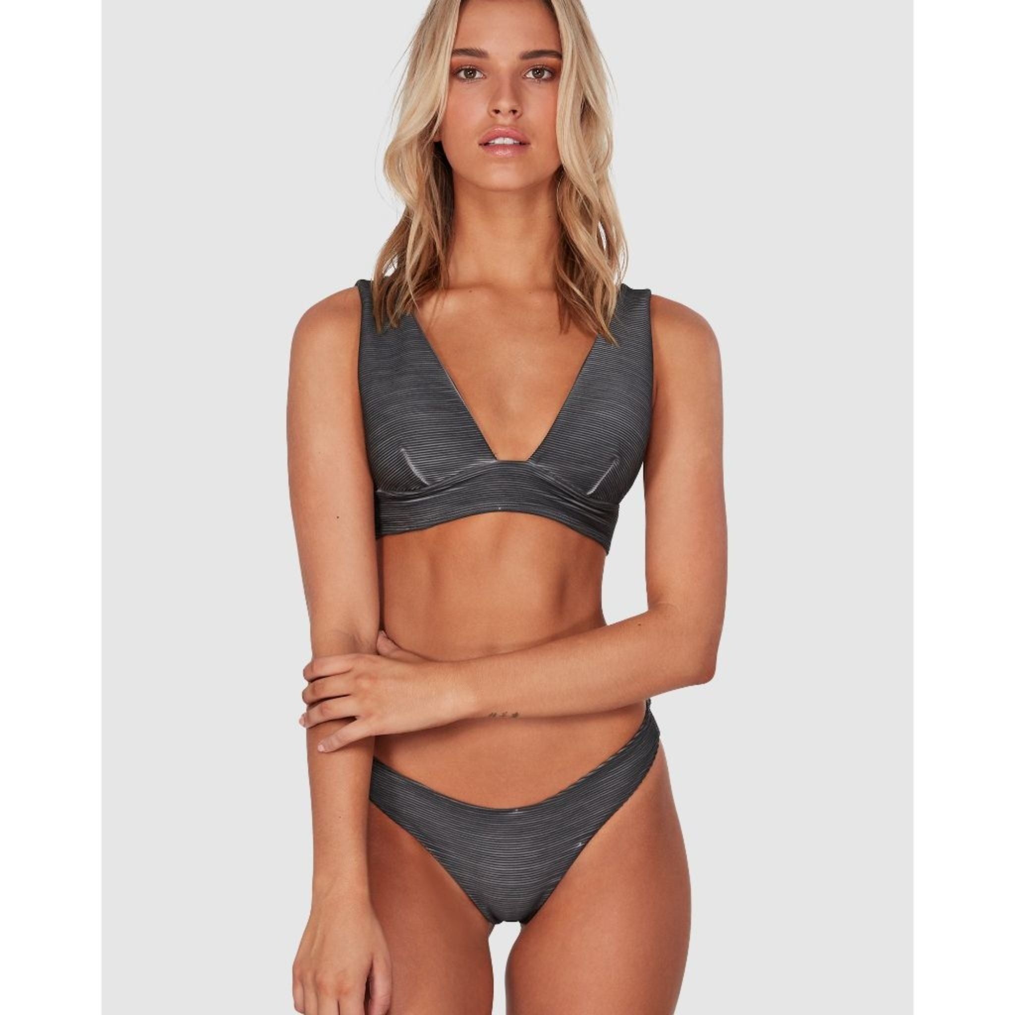 Rvca swim store
