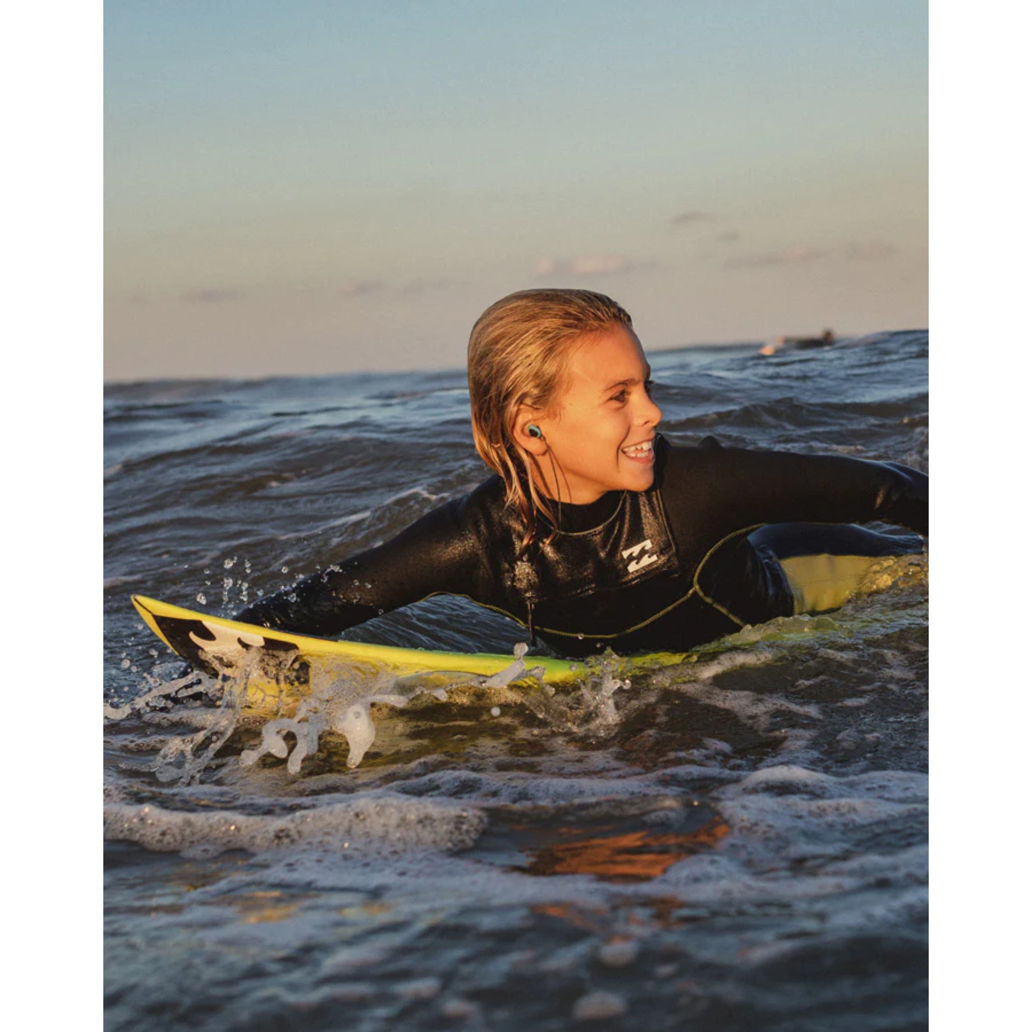 Surf Ears Junior 2.0 - Red Teal